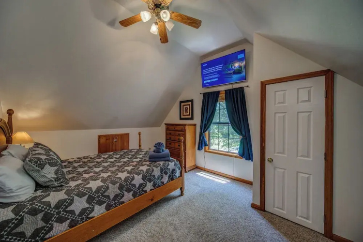 Lonestar Lodge