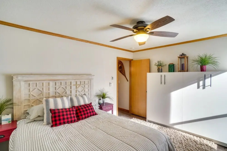 Ski-in, Ski-out Brian Head Condo w/ Fireplace!