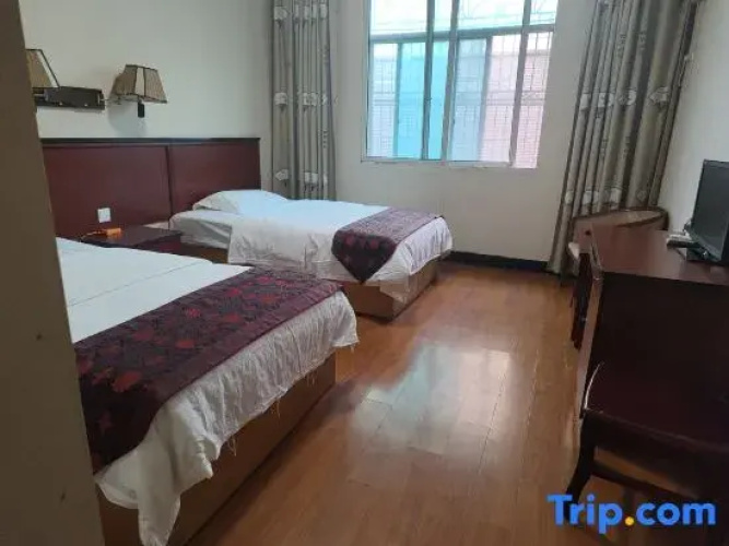 Zhonghua Hotel
