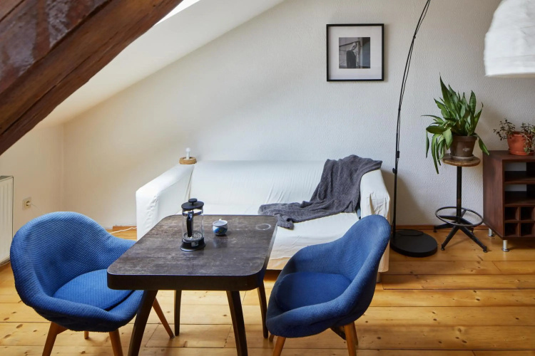 Sunlit Attic Loft in Vinohrady by Prague Days