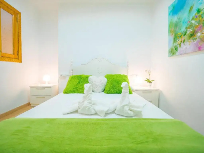 Apartamento Piscina Muro