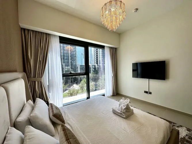 LuxBnB Dubai Opera Act-1 Boulevard Views
