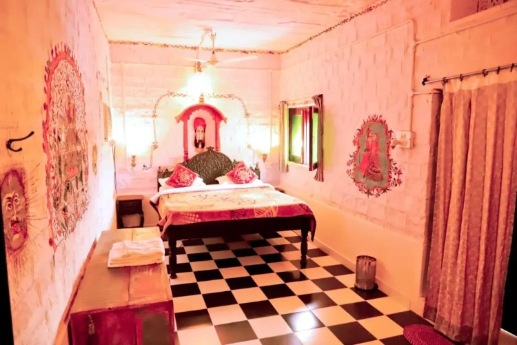 Deluxe Single room