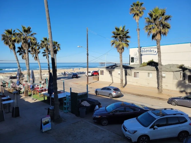 Standard Double room with balcony and with partial ocean view