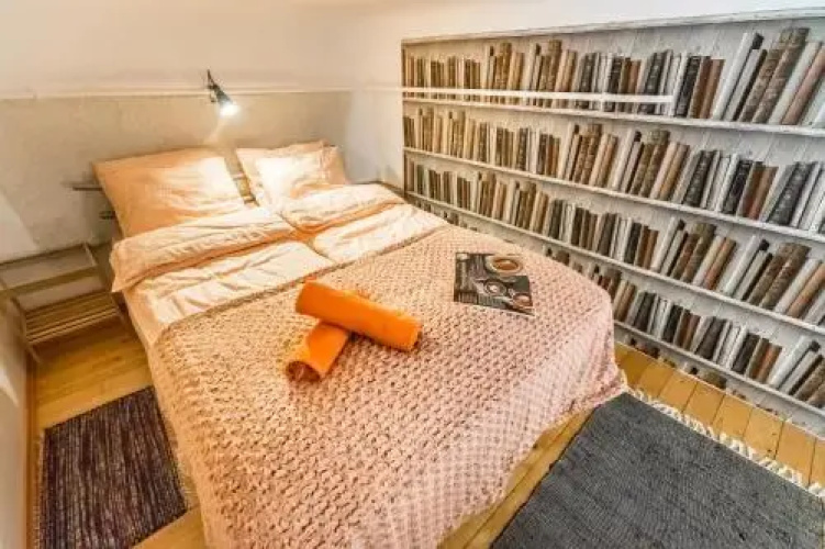Park View Apartment with Sauna, A/C