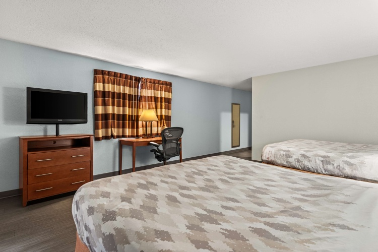 Standard Sextuple room