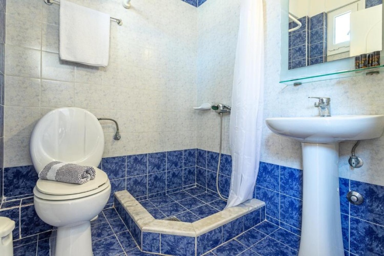 2 Bedrooms Twin Apartment