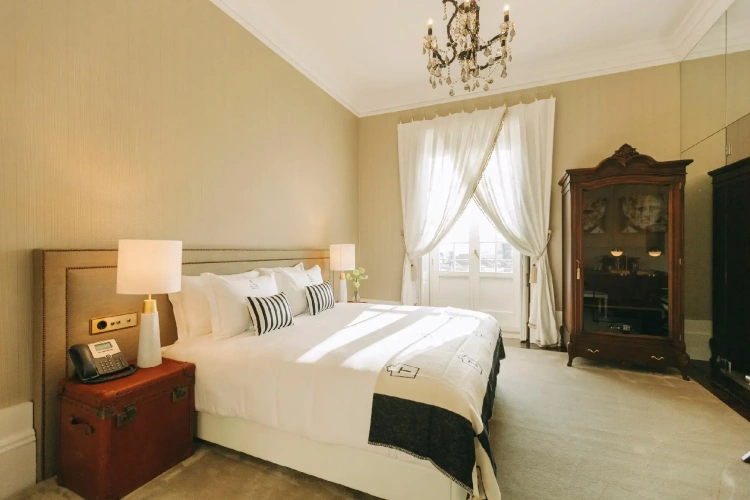 Classic room