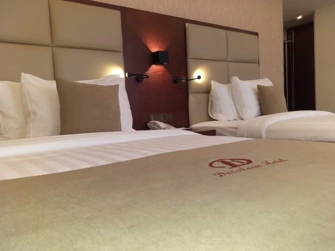 Standard Twin room with balcony