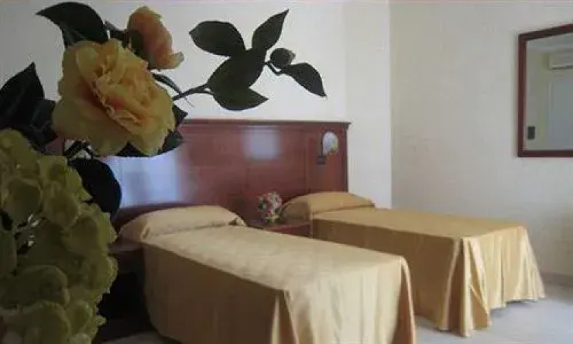 Pino Hotel