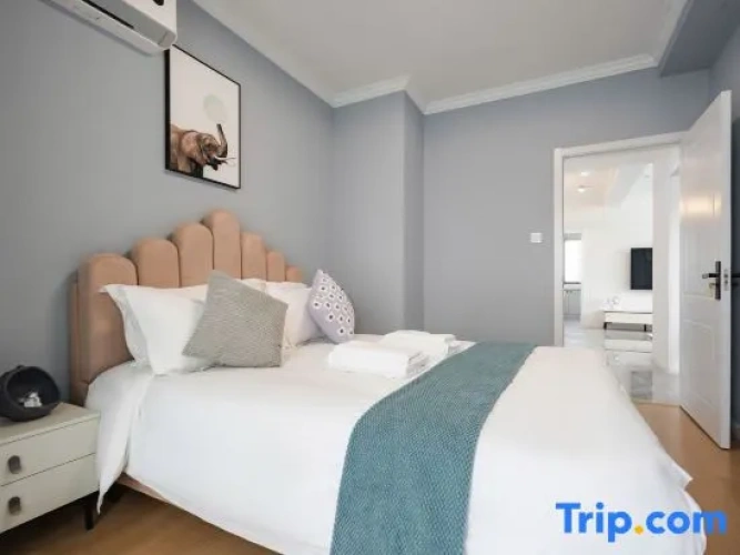3 Bedrooms Standard room with view