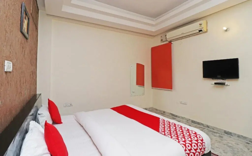 Mannat Residency By OYO Rooms