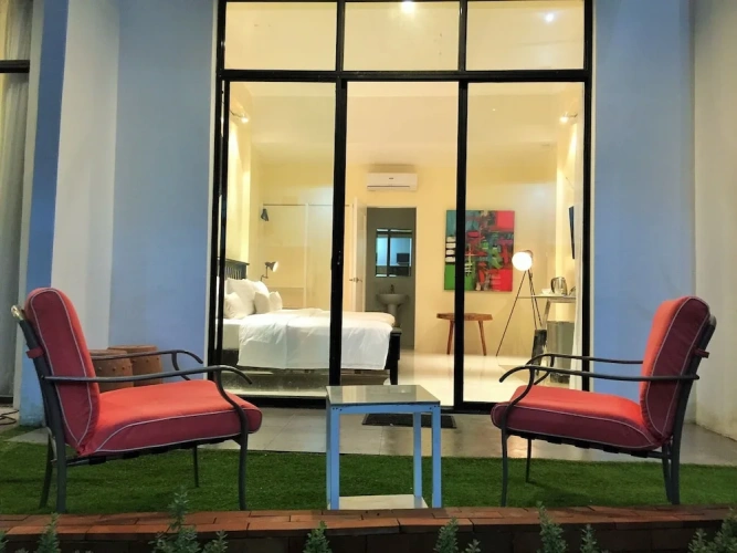 Premier Double Basement room