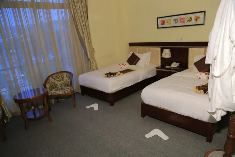 Sarem International Hotel