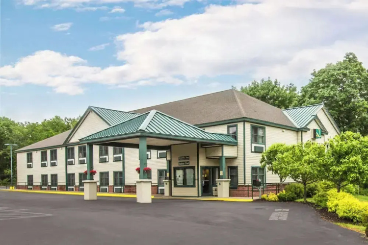 Quality Inn Glens Falls