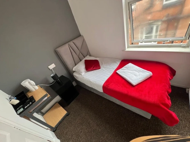 1 Bedroom Economy Single room