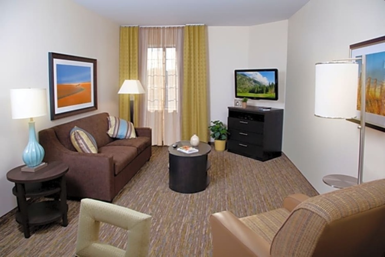 1 Bedroom Quadruple Suite