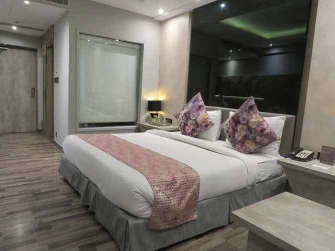 Sterling Palm Bliss - Rishikesh