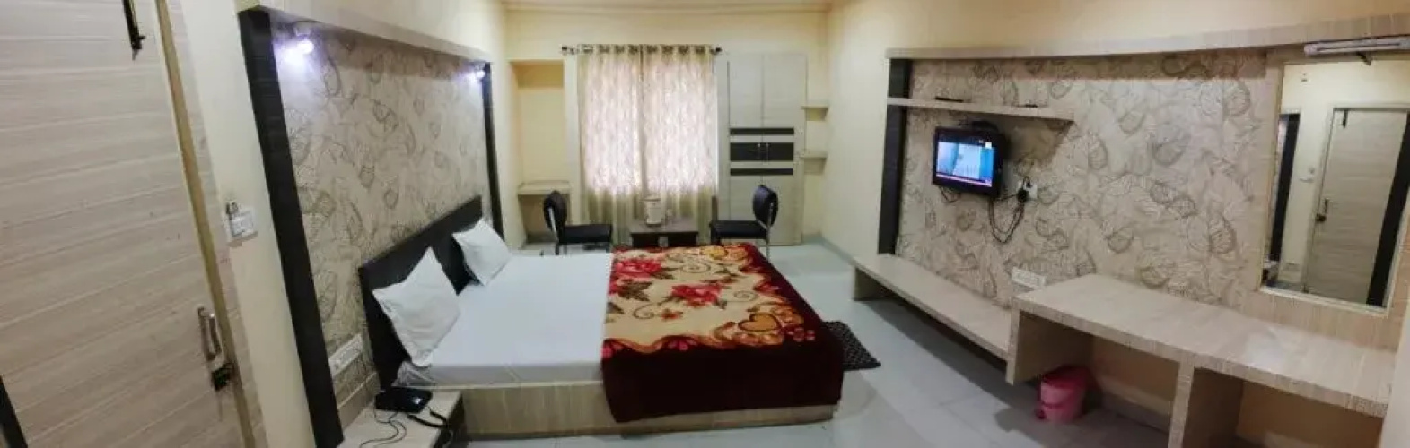 Hotel Shri Krishna