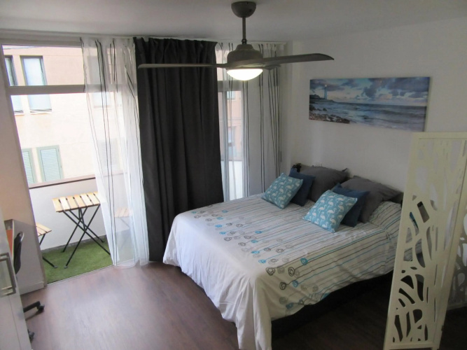 Estudio con encanto en la playa (aptos.salinetas)