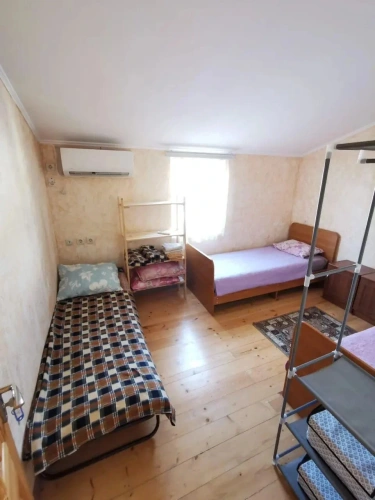 Economy room