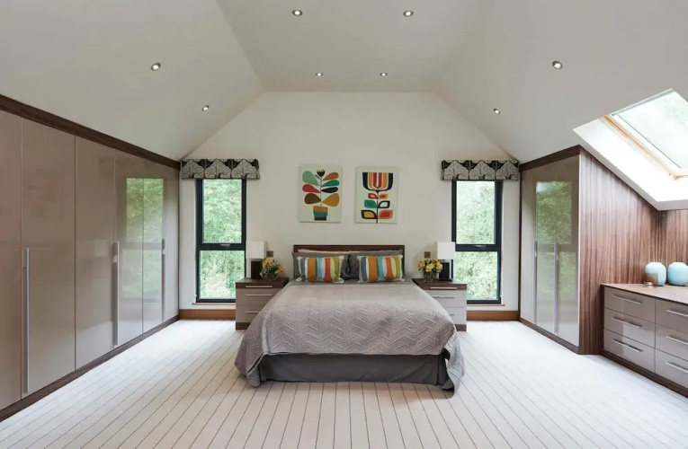 Shunner Howe Lodge