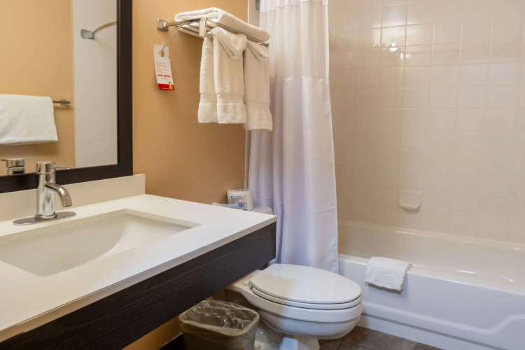 Ramada by Wyndham Cranbrook photo 10