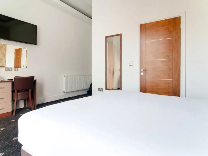 Captivating Apartment For 2 Near Anfield Stadium
