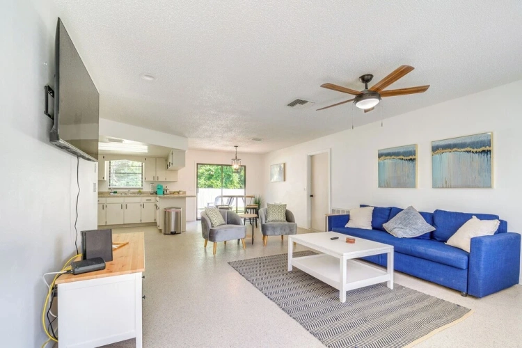 3 Bedrooms Cottage