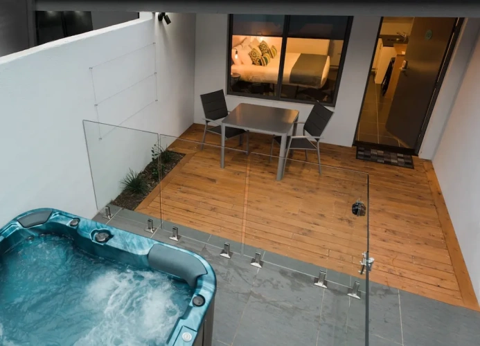 Deluxe Double Suite with view