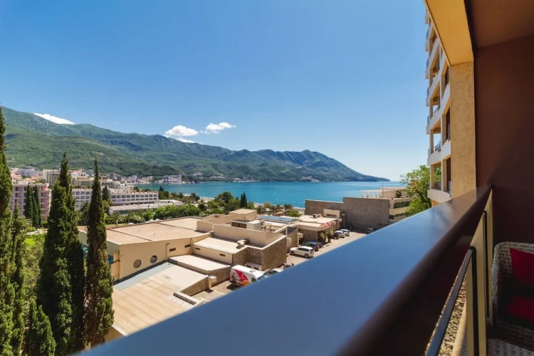 Comfort Apartment with balcony