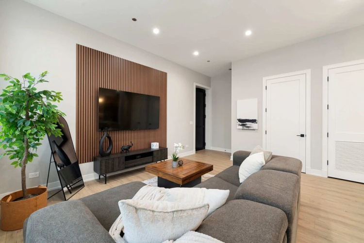 Spacious Bright Modern New Unit in Tri Taylor