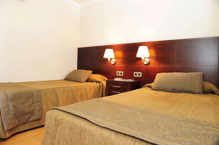 Rocamar Apartments