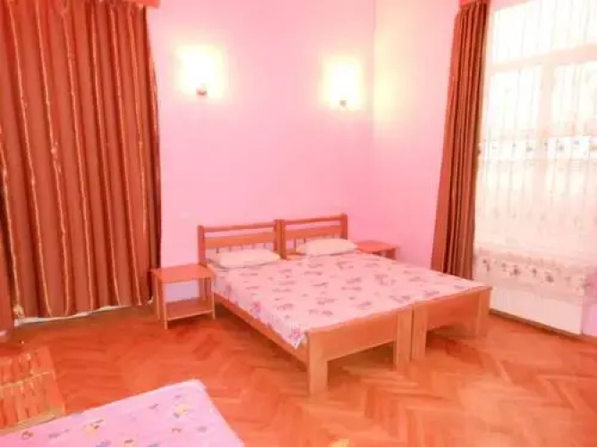 honey hostel
