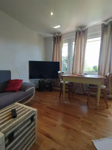 Gl Town Apartment