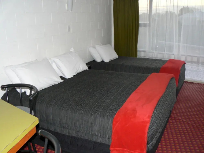 Sylvan Lodge Motel