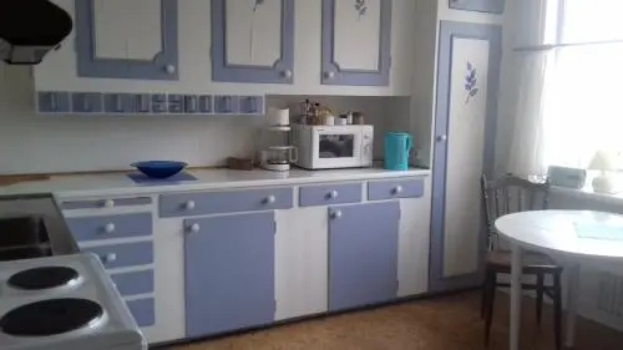 B&B Skolg.10
