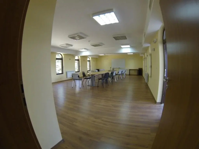 Rusaliite Adventure House