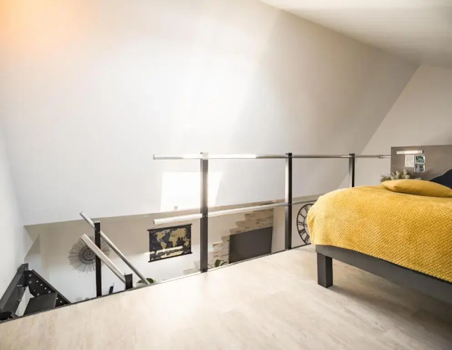 Loft avec jardin et parking privé