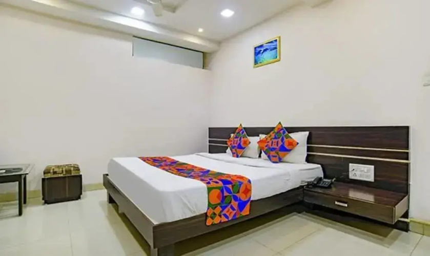Fabhotel Grand Raj