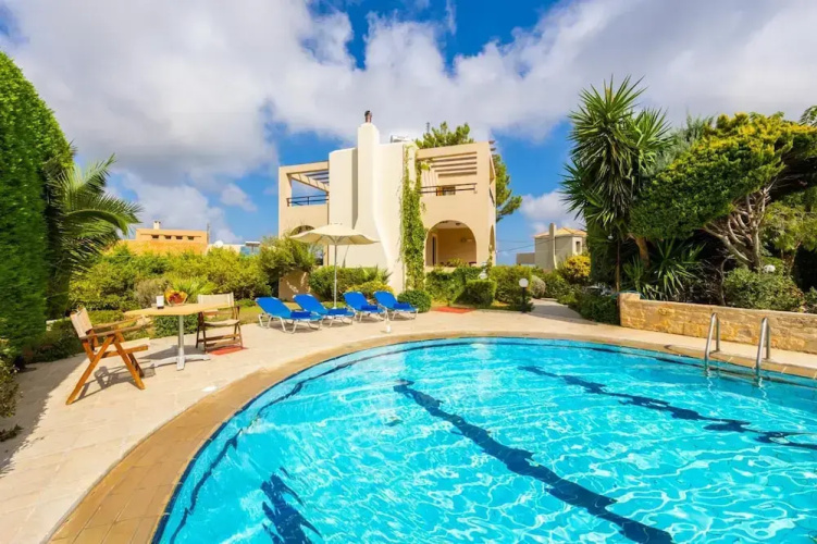 Villa Vaso in Roussospiti