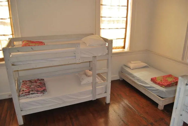 Mobay Kotch - Hostel