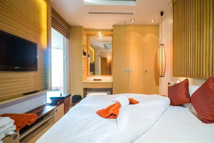 BangTao Beachfront by Lofty