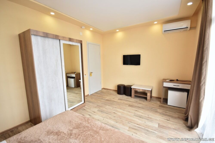 Hotel Anri
