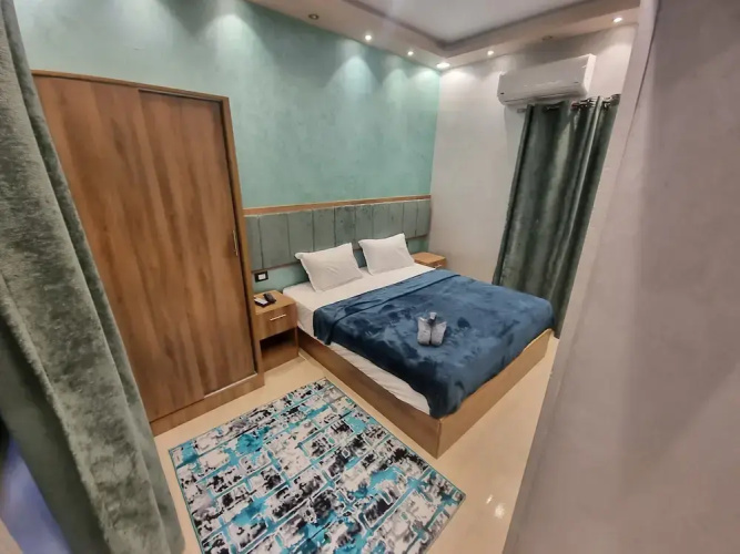 Cairo plaza 2 hotel