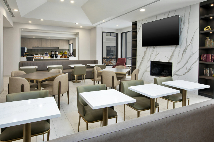 DoubleTree by Hilton Detroit Novi photo 27