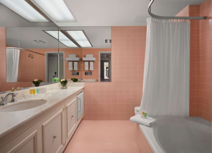 Little America Hotel photo 9