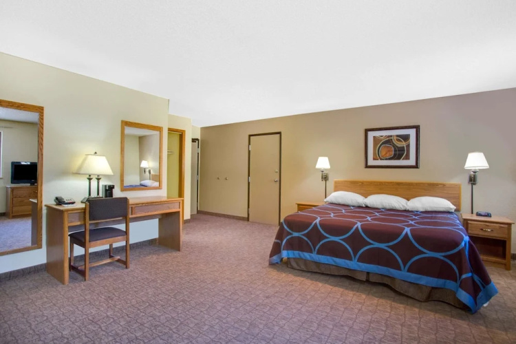 Super 8 Lewisburg