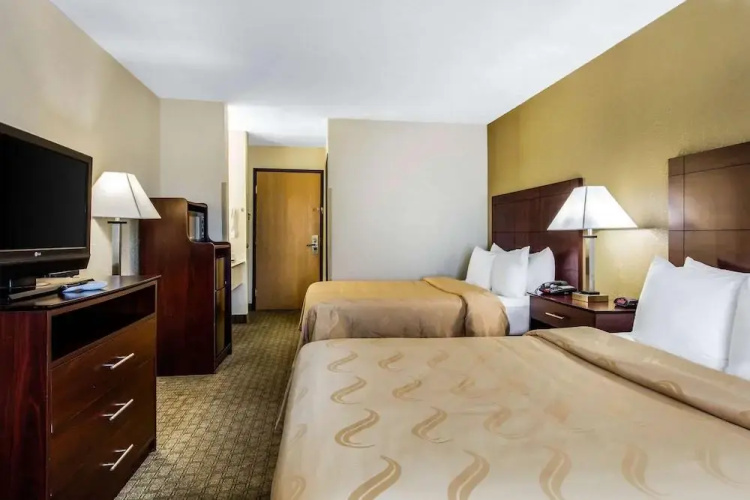 Quality Inn
