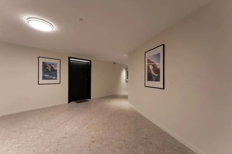 Official Mercury Suites With Rooftop Pool Access